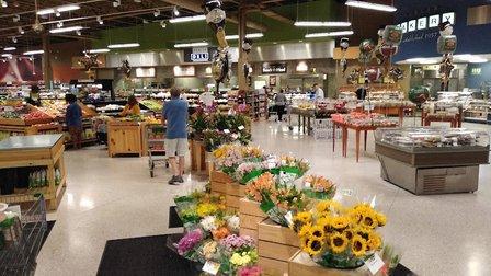 Publix Super Market at Bay Pointe Plaza