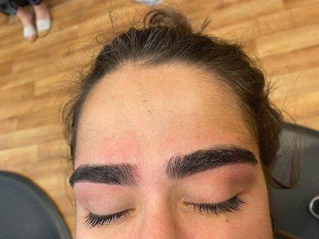 Eyebrow Place