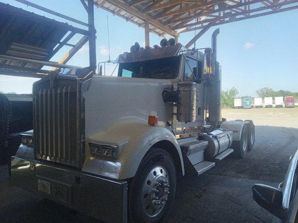 Broken Truck Emergency Repair