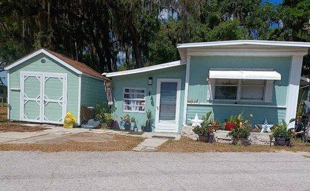 Lake Deeson Village