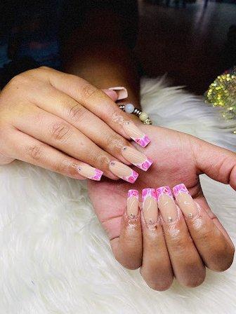 Luxx Nails & Beyond