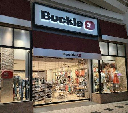 Buckle