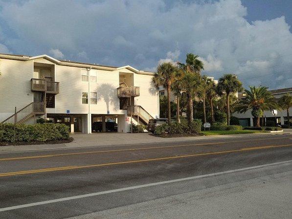 Beachside Villas