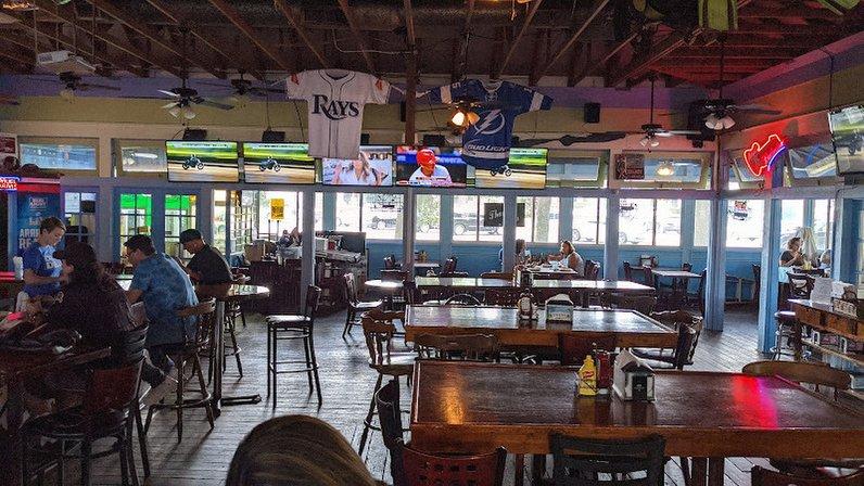 Keith's Oaks Bar & Grill