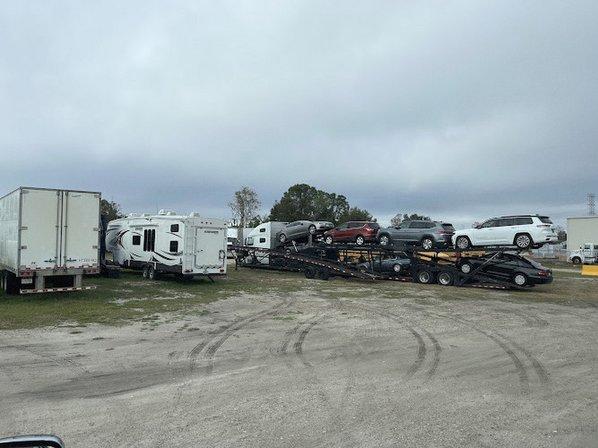 Largo Semi Tractor Trailer Parking and Storage