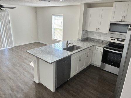 Laurel Lakes Townhomes