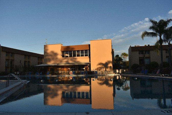 Tampa Racquet Club Condo