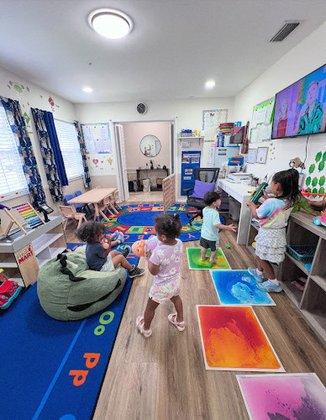 DAYCARE ( ACUARIUM CHILD CARE HOME )