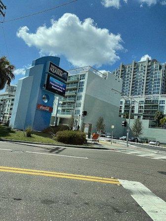 Aquarium Car Park