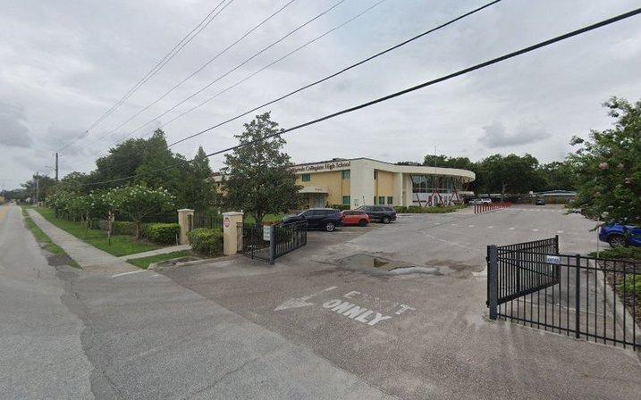 Brooks-DeBartolo Collegiate High School