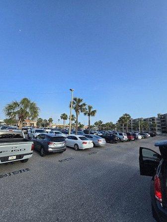 4700 Gulf Blvd Parking