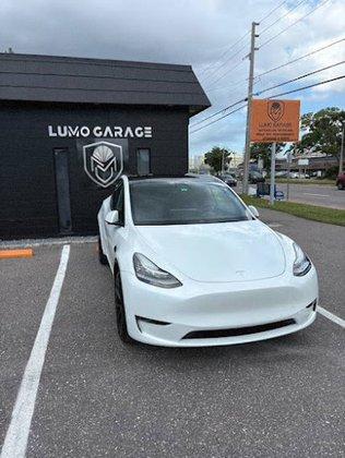 Lumo Garage LLC