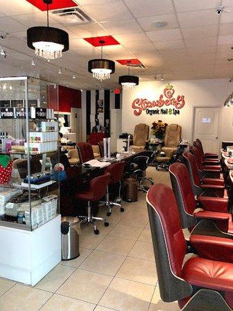 Strawberry Organic Nail & Spa