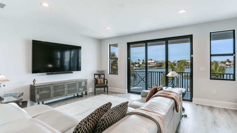 AVENTIS Homes
