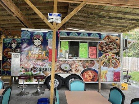 Tacos “Conchita” Mexican Food