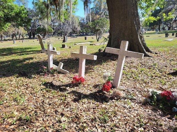 Memorial Park Cemetery