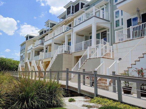 Waterview Condominiums