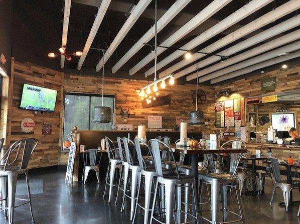 Willie Jewell's Old School Bar-B-Q Carrollwood