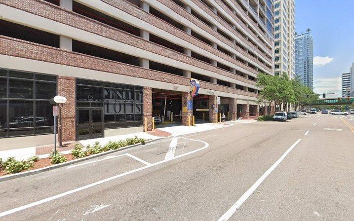 175 2nd St S Garage