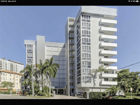 The Beacon on Third Condos