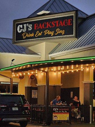 CJ's Backstage - Full Liquor Bar/Restaurant offering great food & entertainment