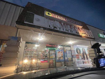 Tienda mexicana El Mercadito Inc