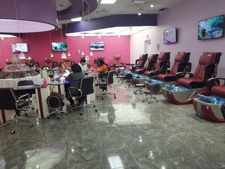 Nails Fiesta