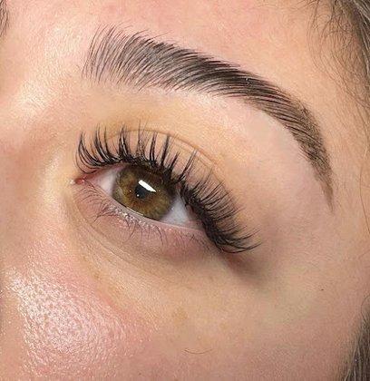 The Lash and Beauty Bar