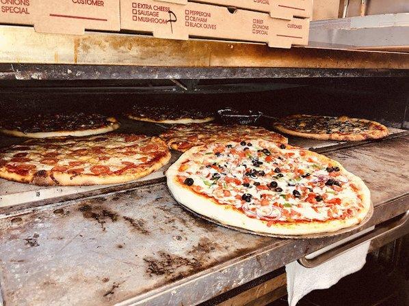 Pizza Famiglia