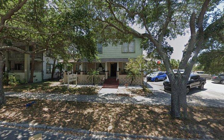 Cara House