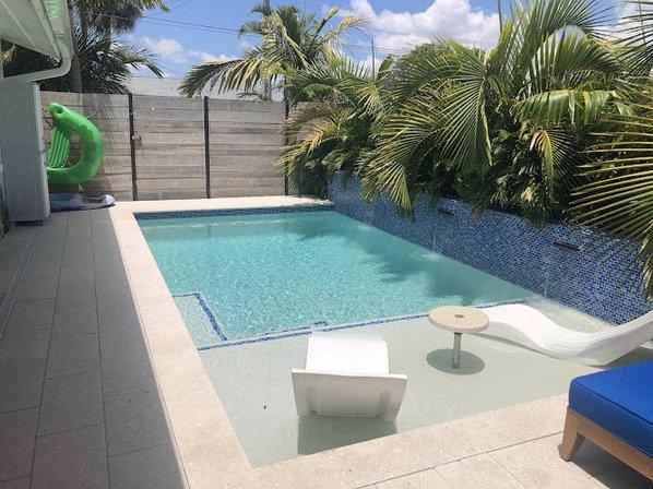 Sekas Custom Pools