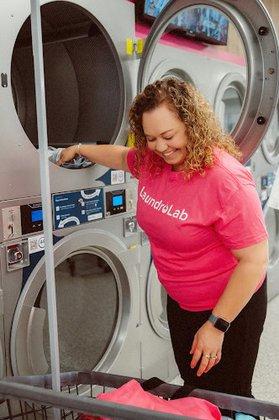 LaundroLab Laundromat