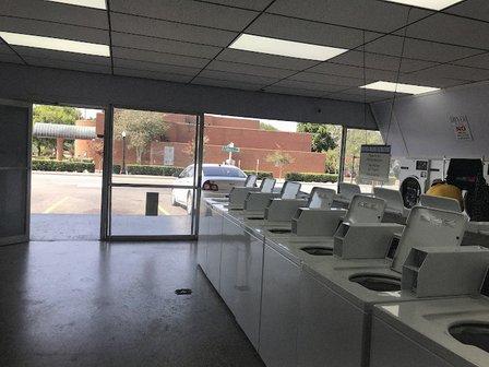Lake Morton Coin Laundry