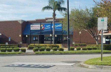 Regal Largo Mall