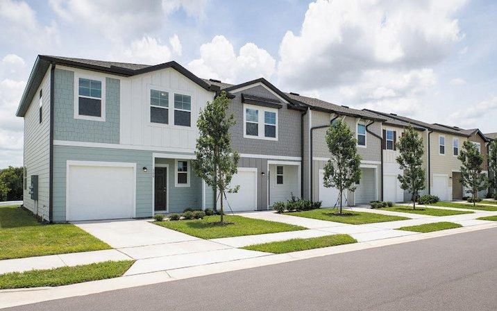 Dug Creek by Starlight Homes