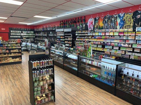 HI 5 tobacco and vapor. Smoke Shop