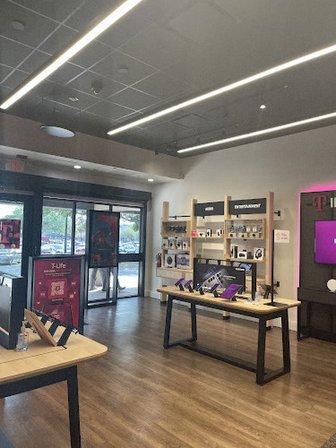 T-Mobile Experience Store