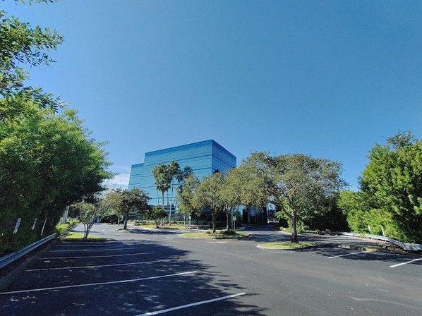 Colonial Center Bayside