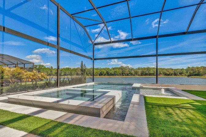 Larsen's Pool & Spa