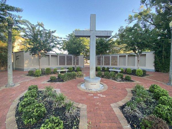 Lake Magdalene Memorial Garden Columbarium