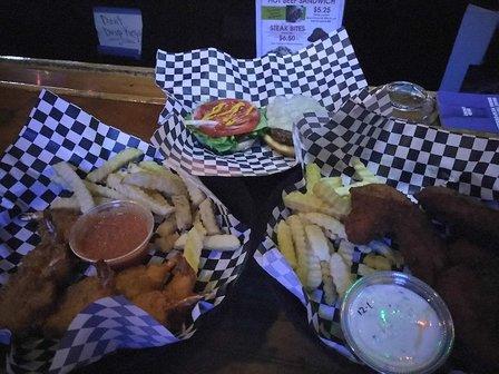 Fuzzy's Sports Bar & Grill