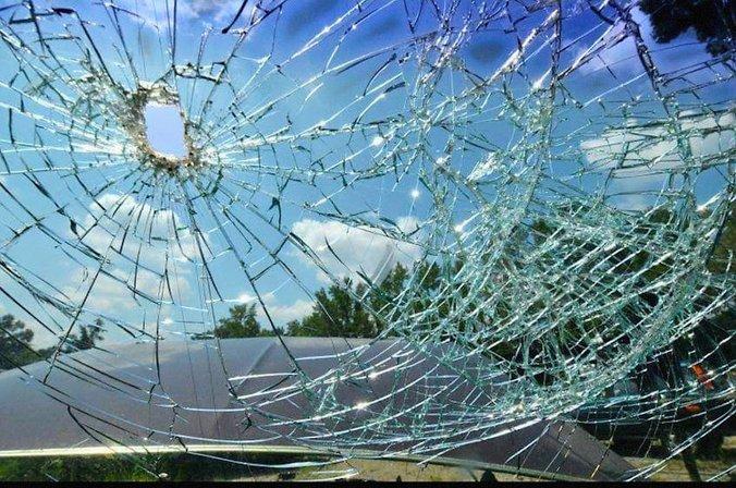 COSSLESS AUTO GLASS LLC