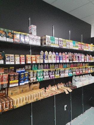 AREA 51 SMOKE SHOP USF