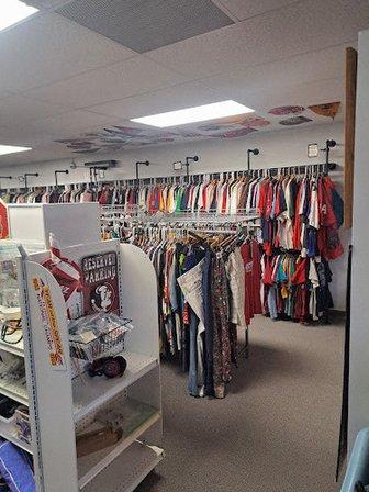 Thrift N Thangs LLC