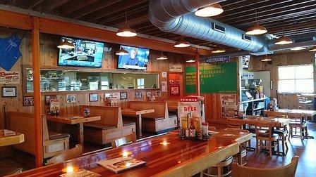 Hooters