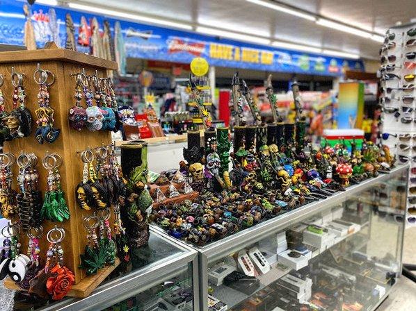 Insane Smoke Shop