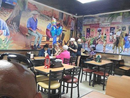 El Paladar Jibaro Bar Restaurant