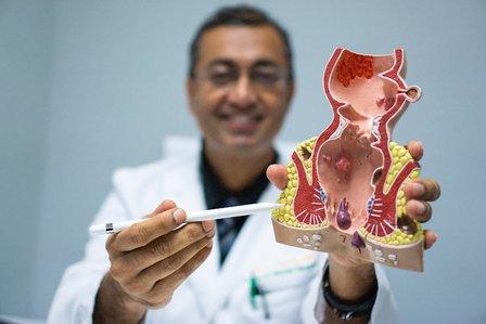 Dr. Shiraz Farooq, MD