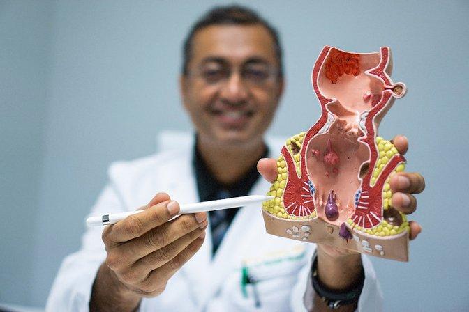 Dr. Shiraz Farooq, MD