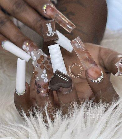 Hot Tip Nails